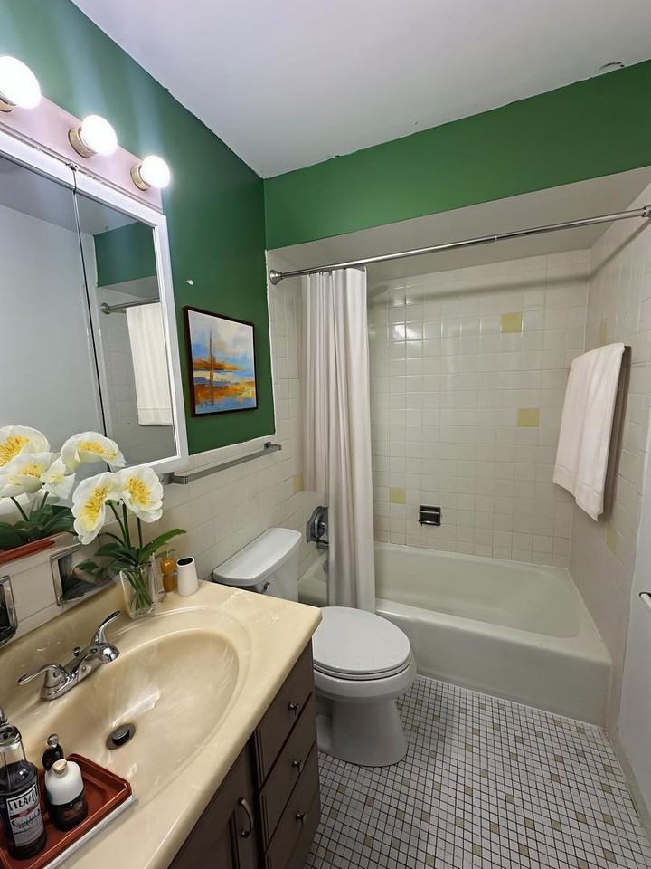 1428 West Fargo Avenue ##303 - Photo 7 of 7