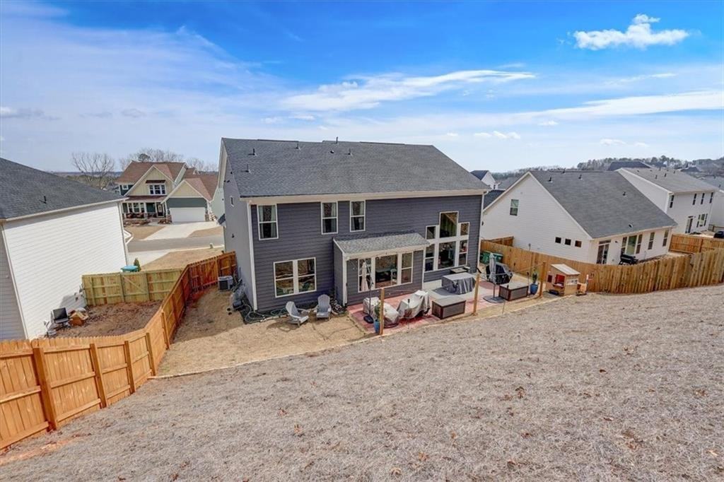 170 Greenbrier Way - Photo 4 of 50