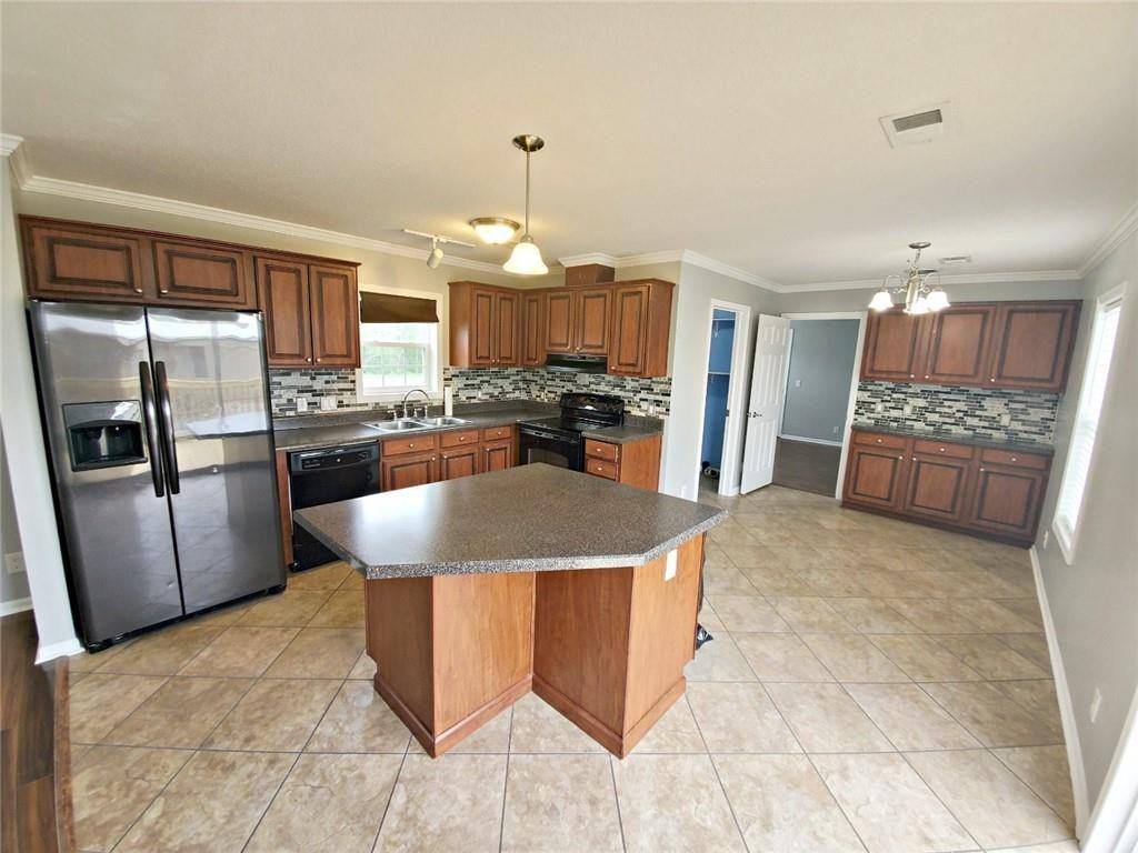 631 E Bayou Rd - Photo 5 of 20