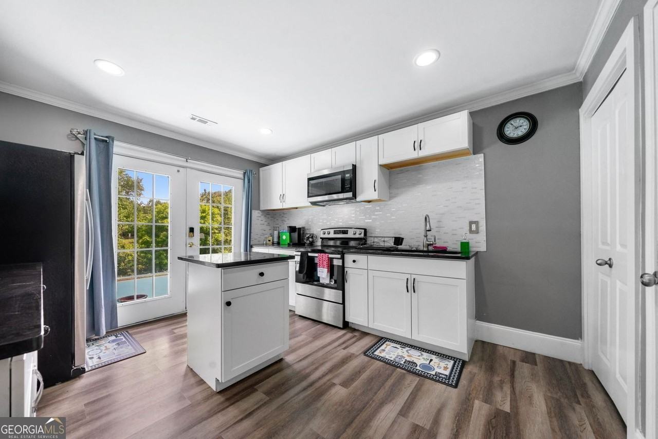 209 Braemar Ct - Photo 7 of 13