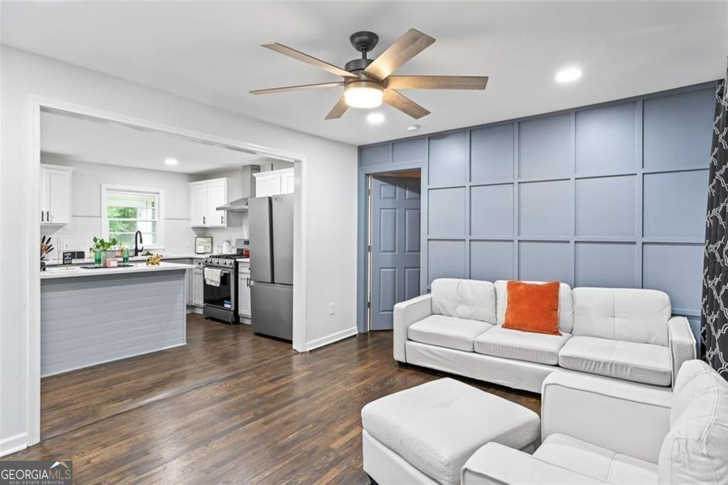 1326 1326 SW Stella Circle Sw - Photo 5 of 26