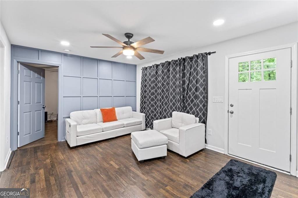 1326 1326 SW Stella Circle Sw - Photo 6 of 26