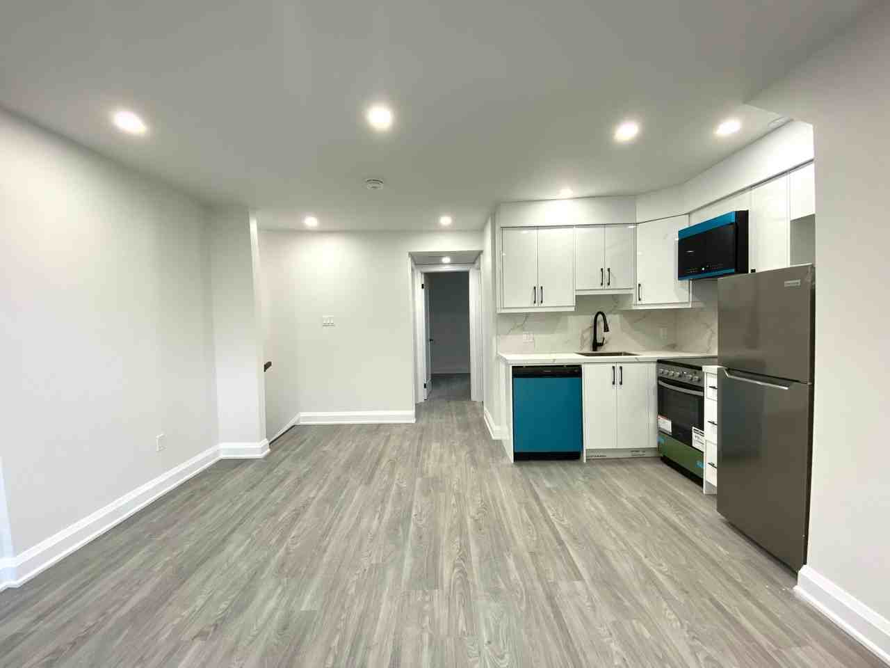 Lesmount Avenue #1 - Photo 4 of 11