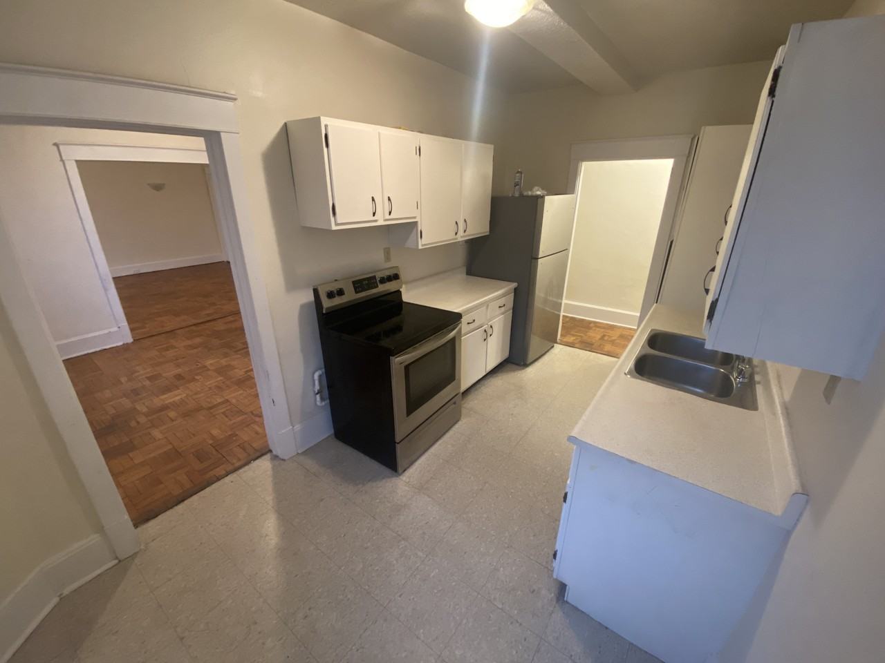 67 Sydenham St #202 - Photo 5 of 13