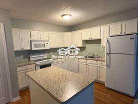 8191 E River Rd Apt 5 #Apt 5 - Photo 1 of 1
