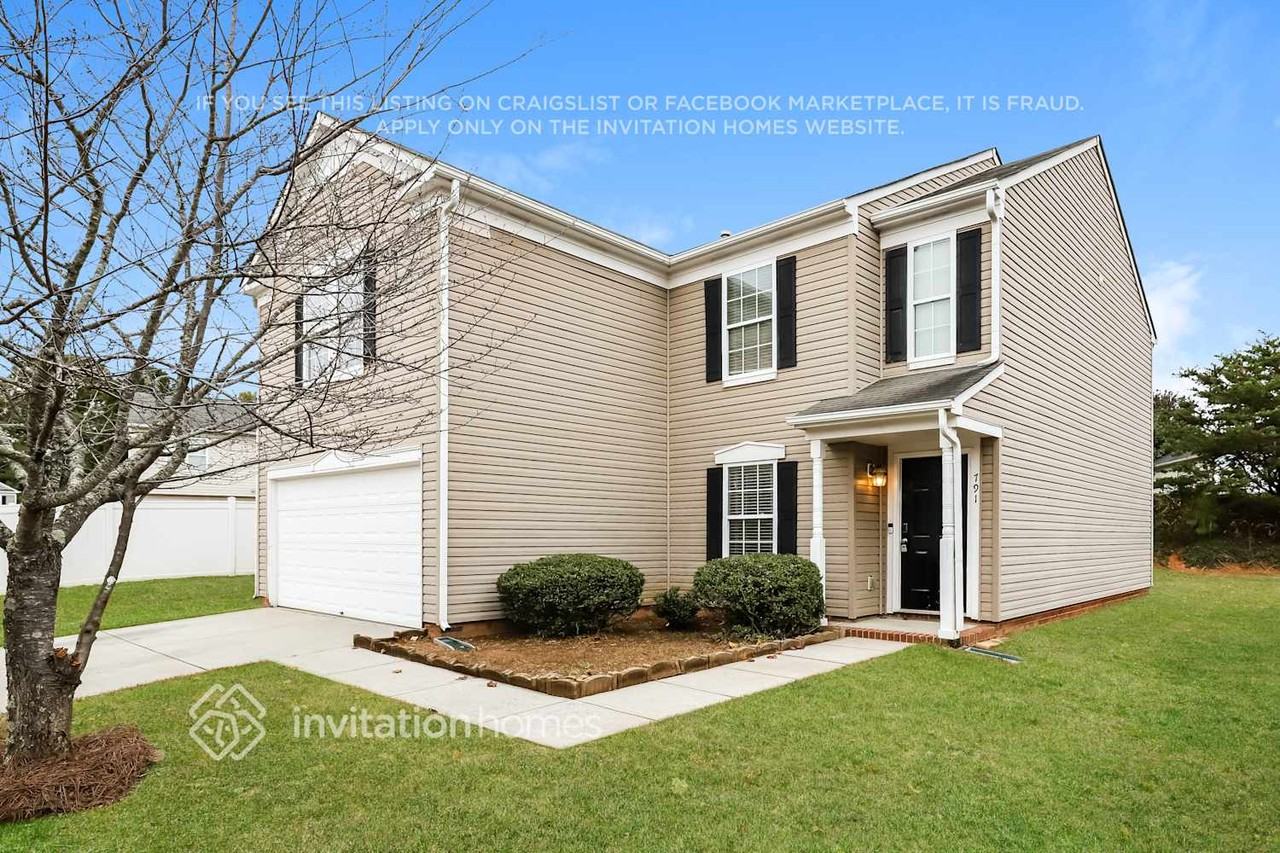 791 Runningbrook Ln - Photo 4 of 18