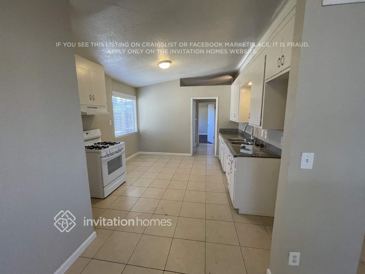 32 Bryan Ave - Photo 6 of 14