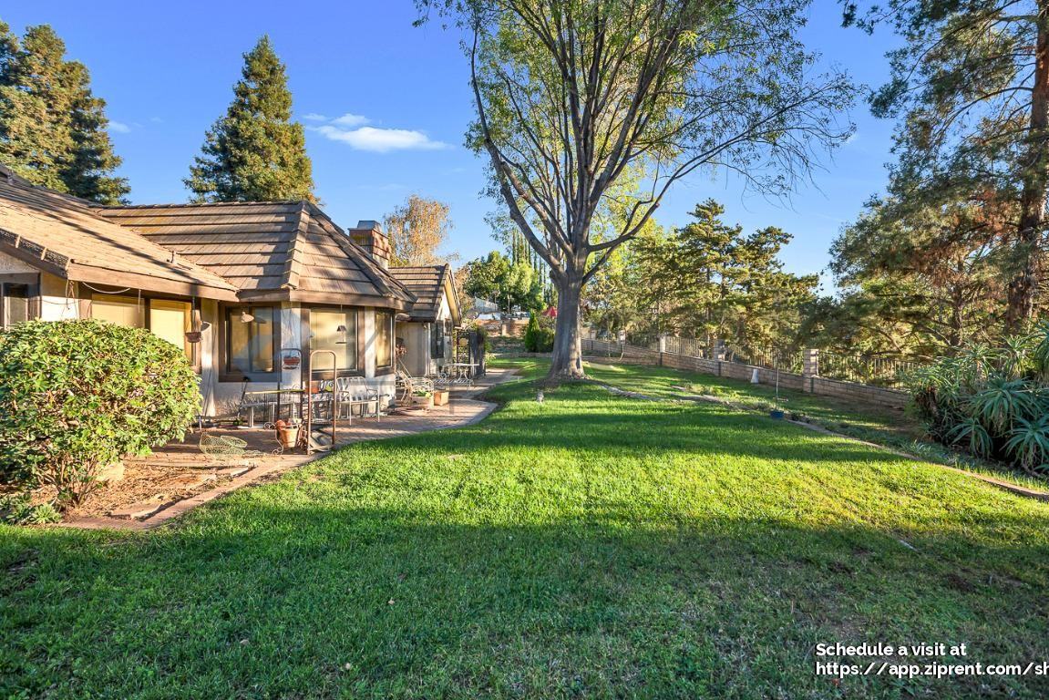 716 Buckingham Drive - Photo 5 of 38