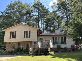 122 Cedar Creek Cir - Photo 1 of 1