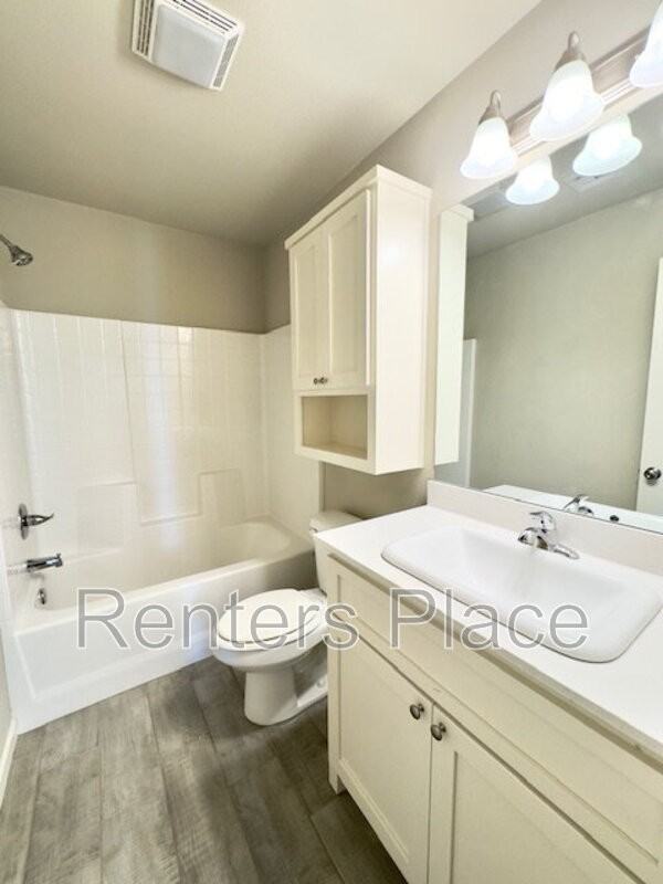 28003 East 107th Street South - Photo 4 of 19