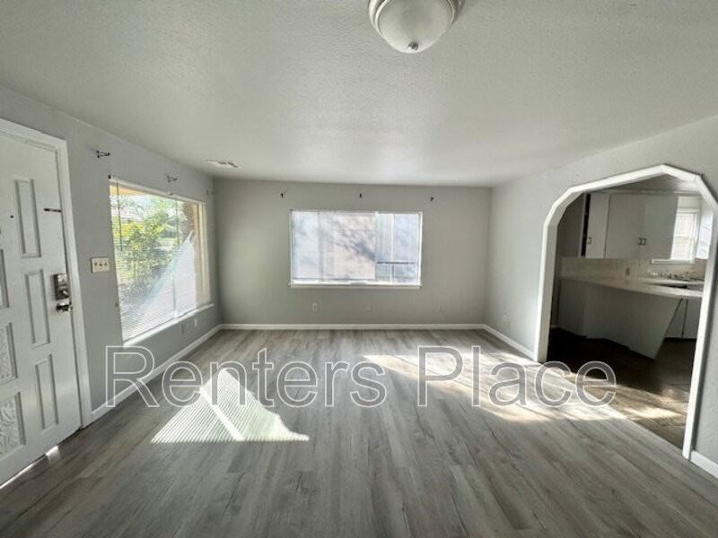 4720 S 29th West Ave - Photo 4 of 16