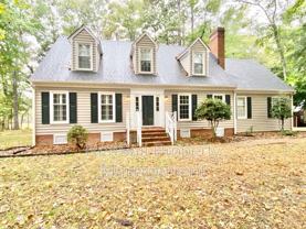 114 Barclay Cres - Photo 1 of 1