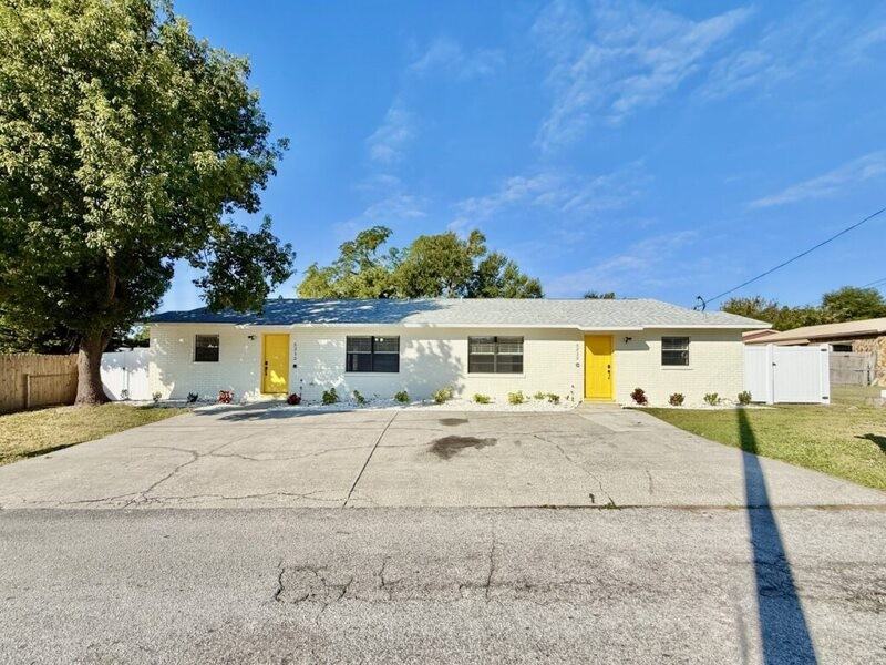 5212 Peach Ave - Photo 2 of 44