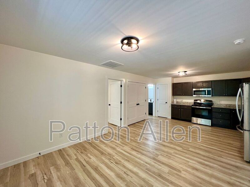 7815 Nc Highway #D - Photo 5 of 23