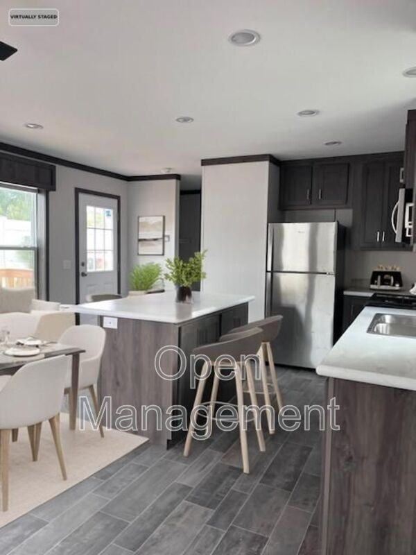 2301 Southwest Oralabor Road - Photo 2 of 9