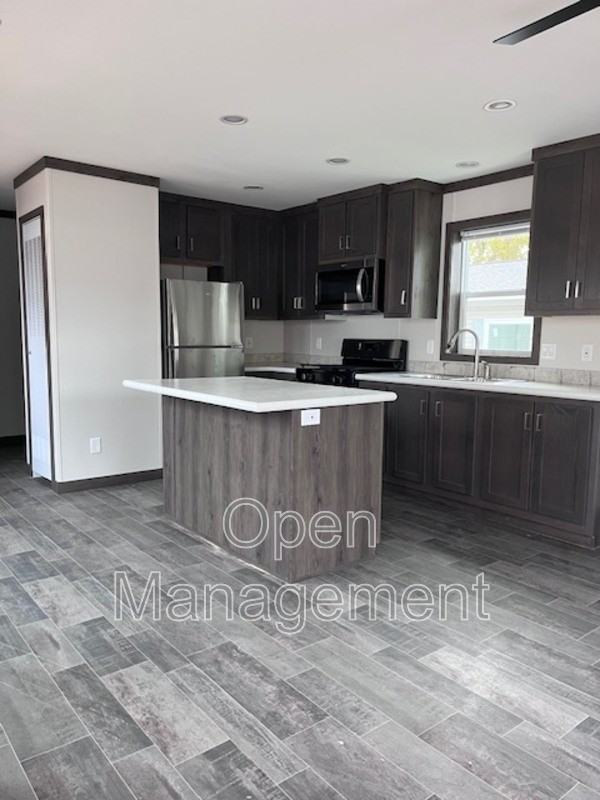 2301 Southwest Oralabor Road - Photo 7 of 9