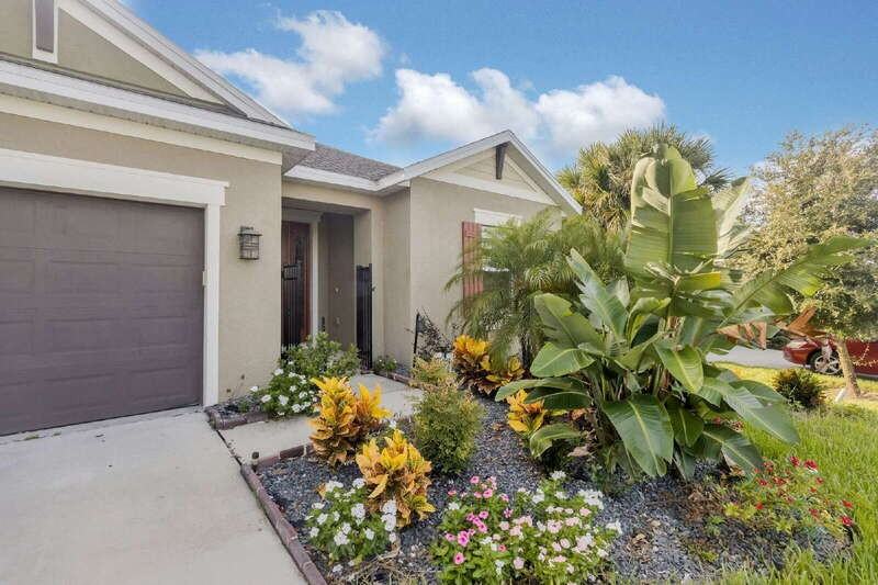 1004 Heron Sound Drive - Photo 3 of 48