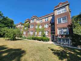 featured image of 525 S 6th St #8