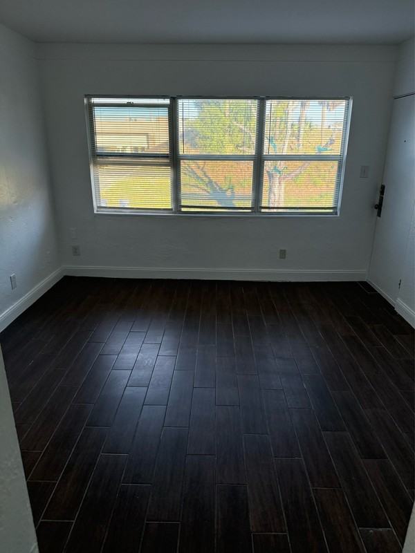 2112 9th Avenue North - Photo 2 of 11