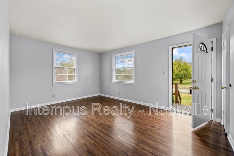 114 Old Trinity Lane - Photo 2 of 16