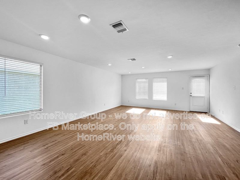 2004 Alpine Beach Ln - Photo 3 of 26