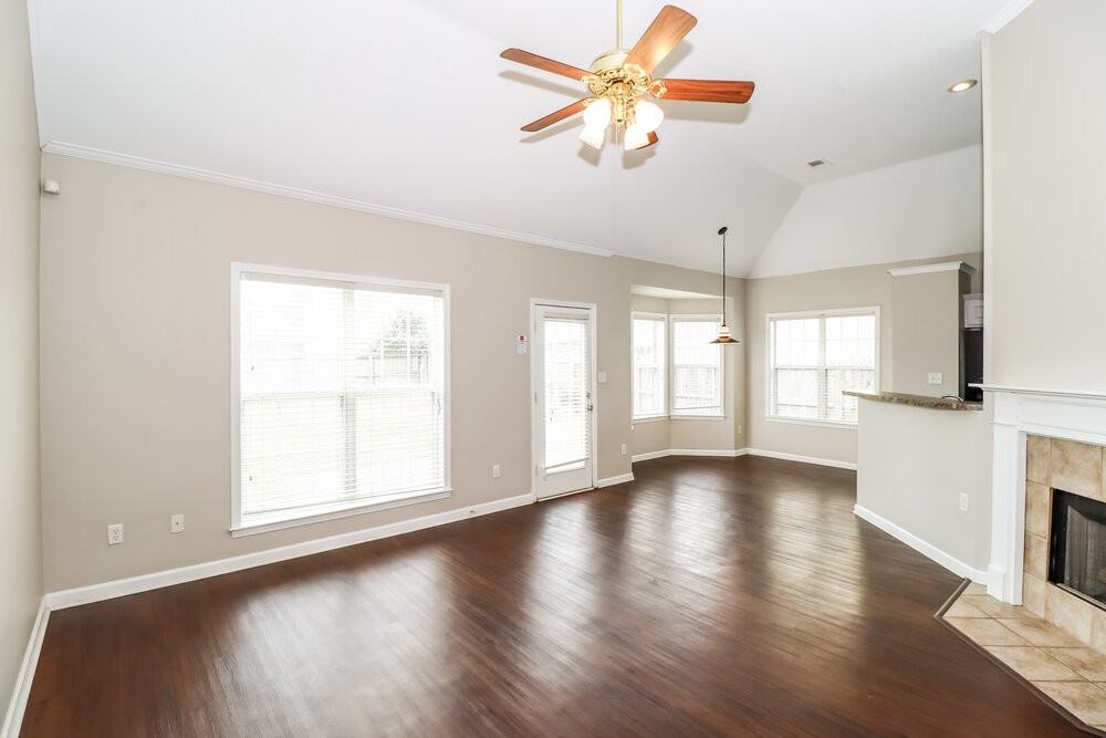 8249 White Wing Lane - Photo 4 of 16