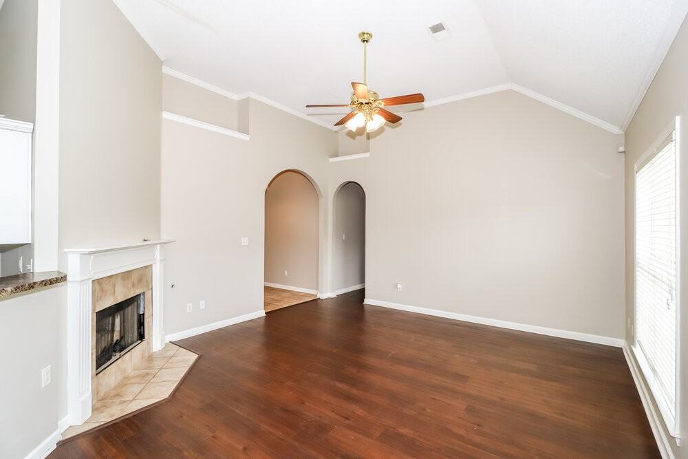 8249 White Wing Lane - Photo 5 of 16