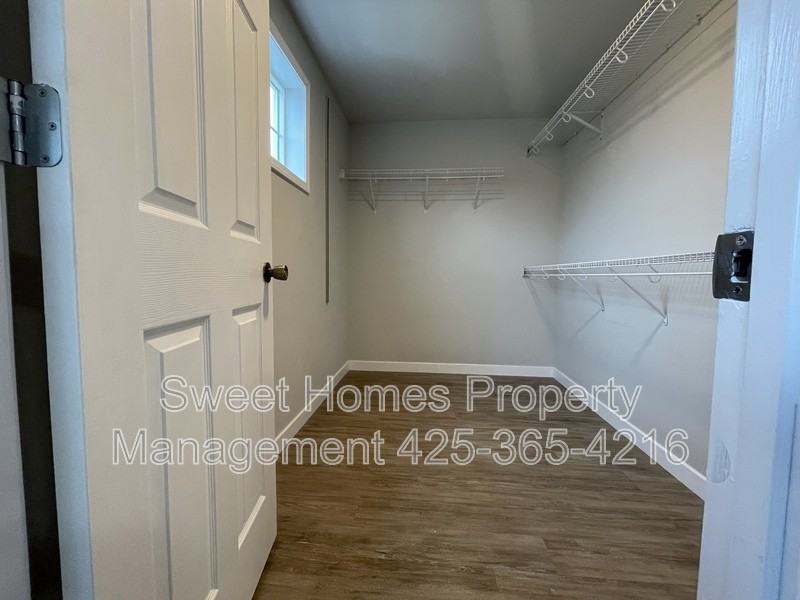 14644 50th Ave Ne - Photo 2 of 19