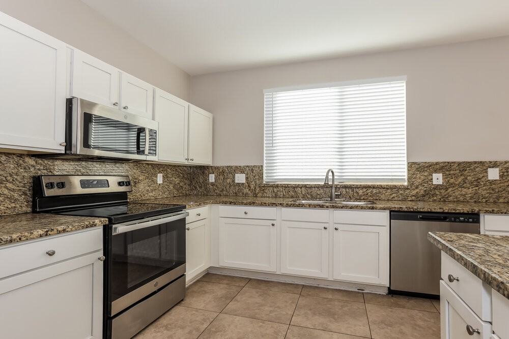 3014 W Donner Dr - Photo 5 of 16