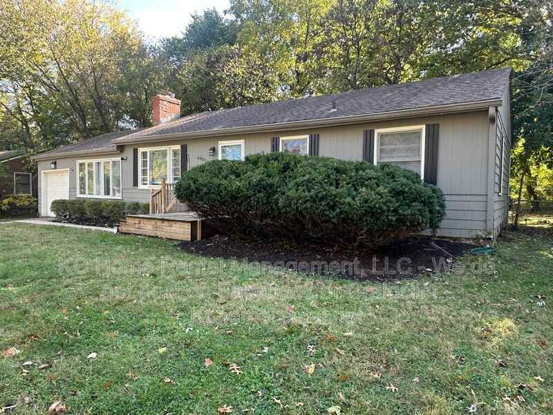 6401 West 72nd Terrace - Photo 2 of 36