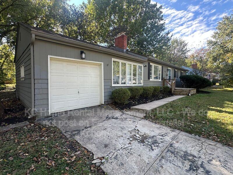 6401 West 72nd Terrace - Photo 3 of 36