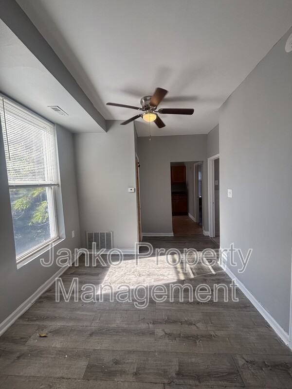 7134 S Cornell Ave #2 - Photo 3 of 9