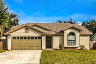 8026 Fleur De Lis Dr - Photo 1 of 1