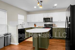 124 Larkspur Dr - Photo 1 of 1