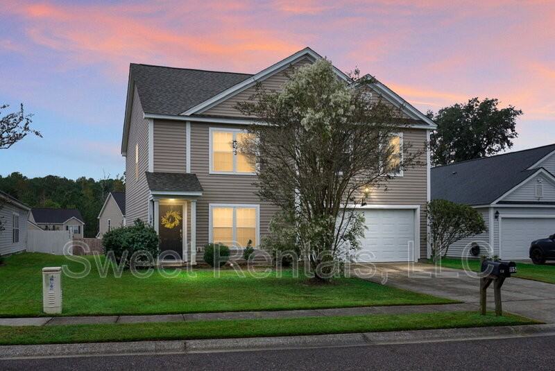 124 Larkspur Dr - Photo 2 of 50