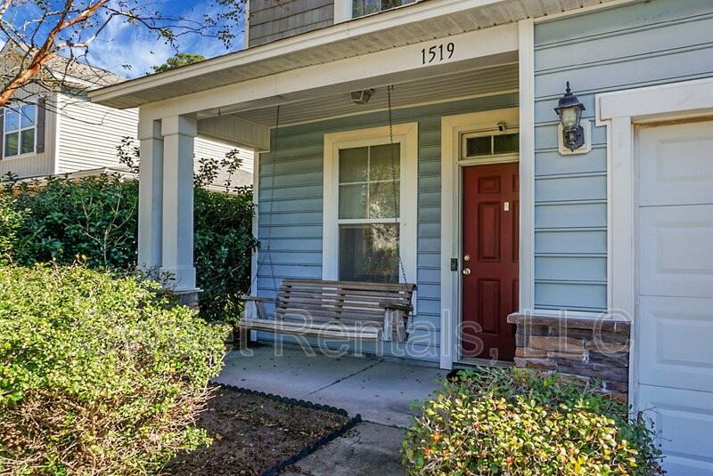 1519 Thoroughbred Blvd - Photo 5 of 41