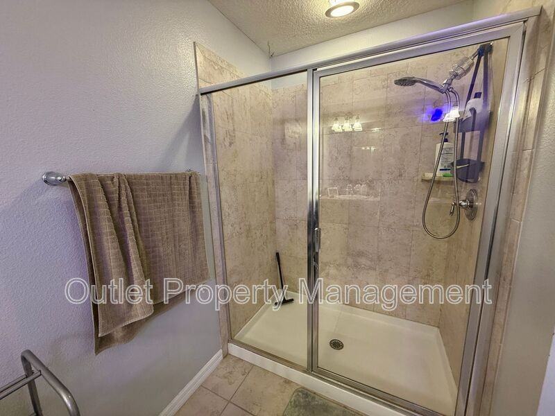 726 Artisan St #24 - Photo 7 of 10