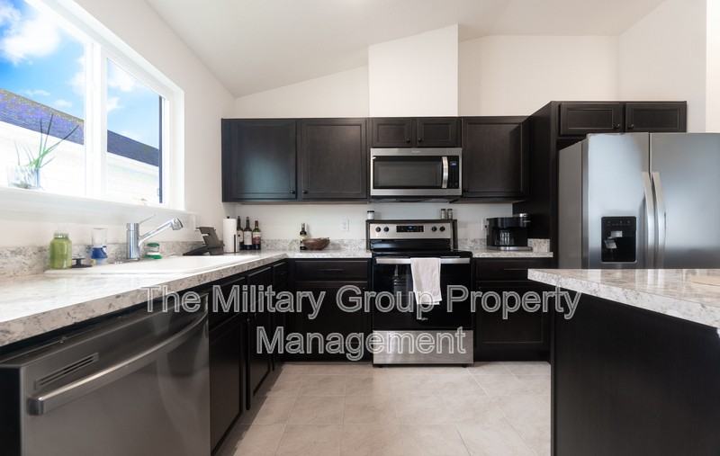 1191 Panther Lake Pkwy - Photo 3 of 25