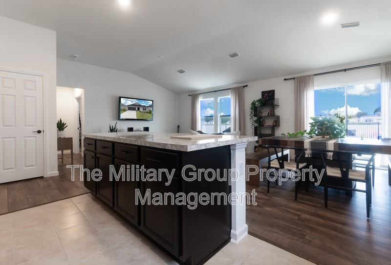 1191 Panther Lake Pkwy - Photo 4 of 25