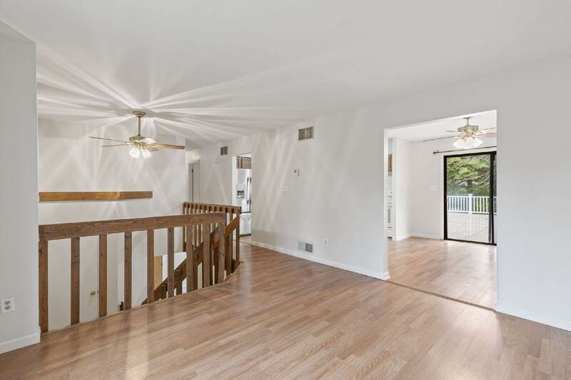 4 Dewberry Way - Photo 3 of 33