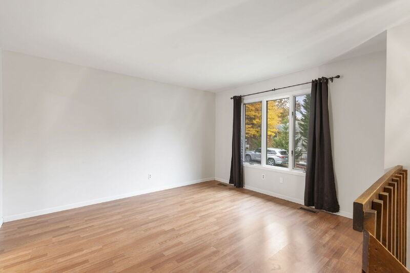 4 Dewberry Way - Photo 5 of 33