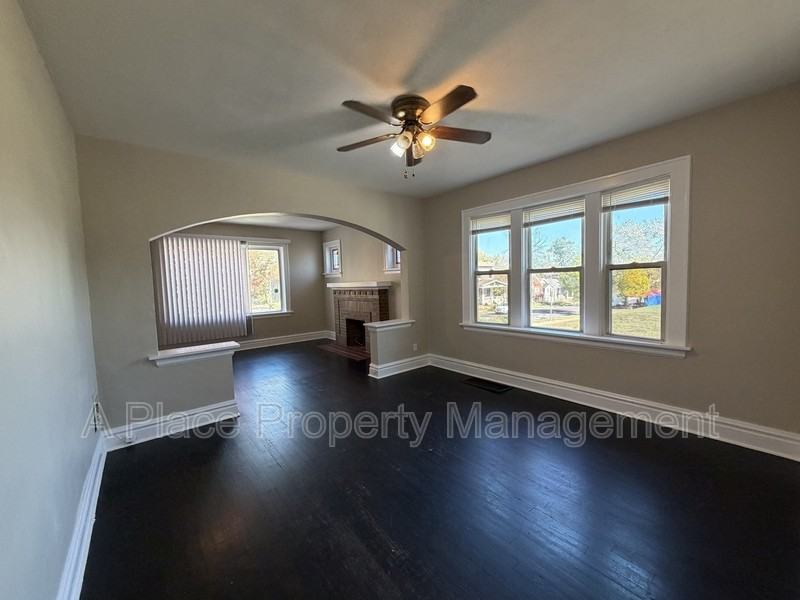 3400 Osage Street - Photo 3 of 8