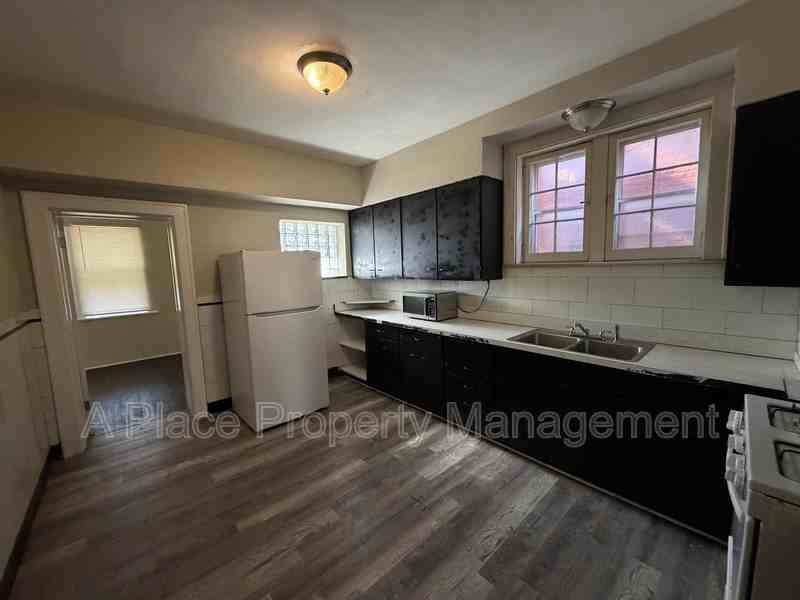 3400 Osage Street - Photo 4 of 8