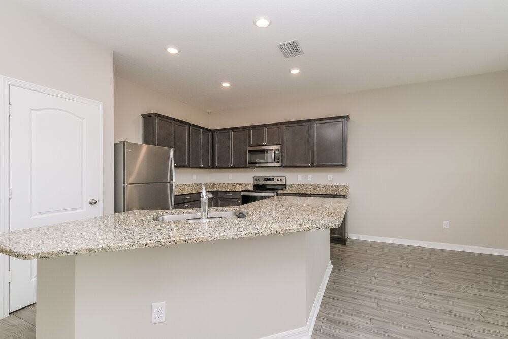 30134 Fedora Cir - Photo 7 of 16