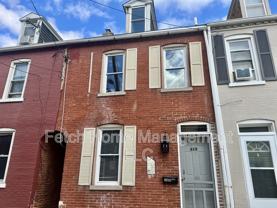 615 Lake St - Photo 1 of 1