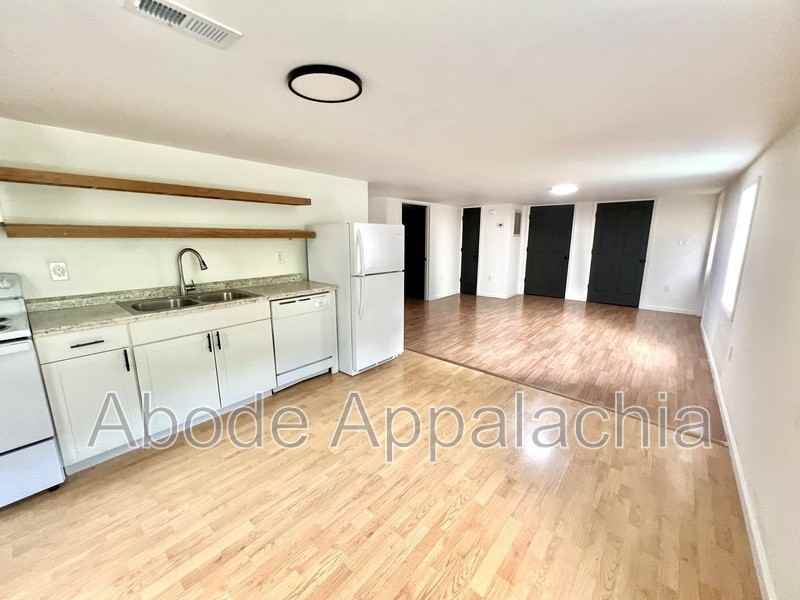 1233 Collins Hwy #1 - Photo 2 of 19