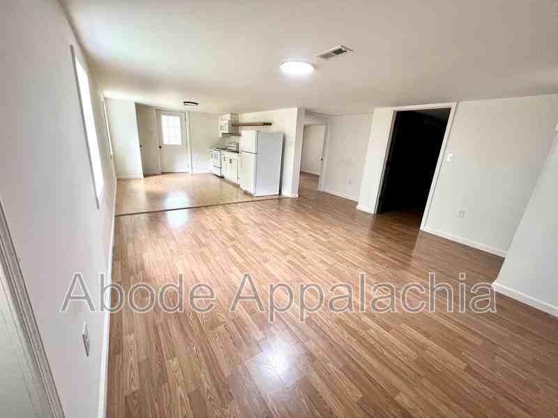 1233 Collins Hwy #1 - Photo 7 of 19