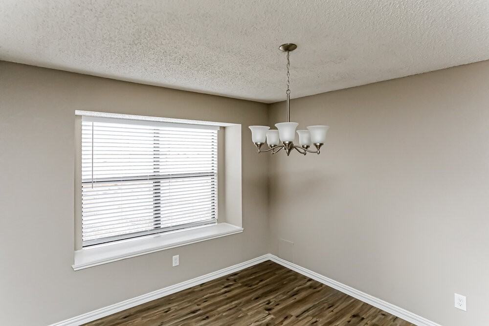 2618 San Saba Street - Photo 4 of 16