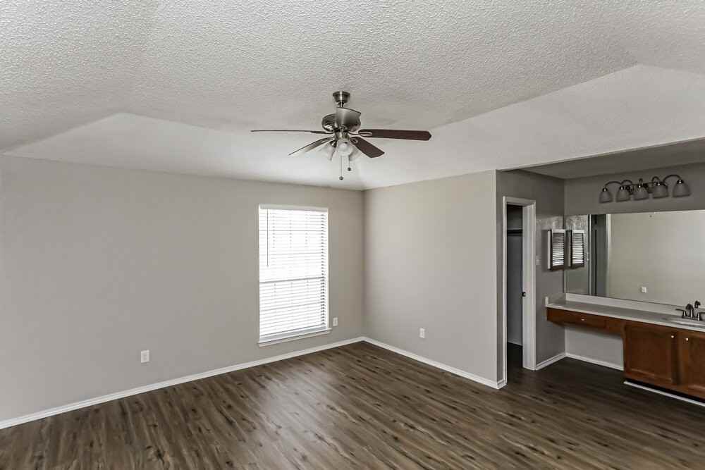 2618 San Saba Street - Photo 7 of 16