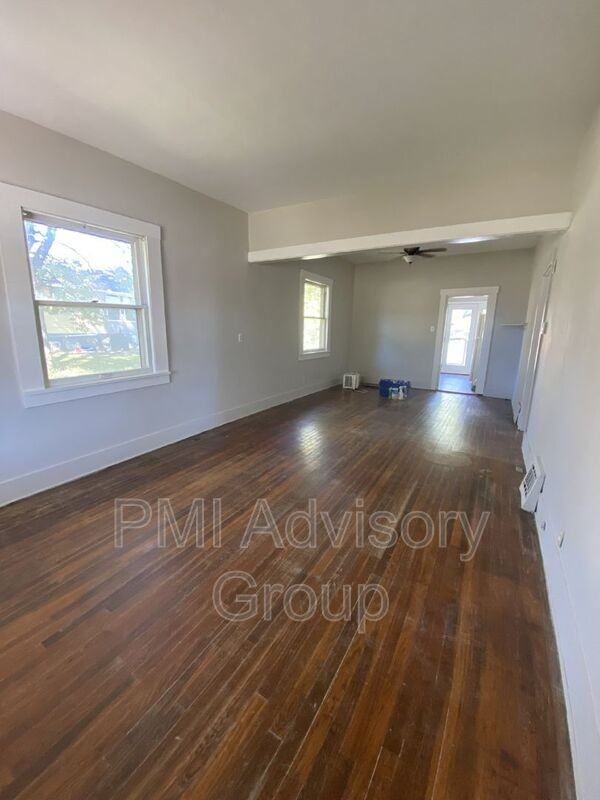 200 Southwest 21st Street - Photo 2 of 16